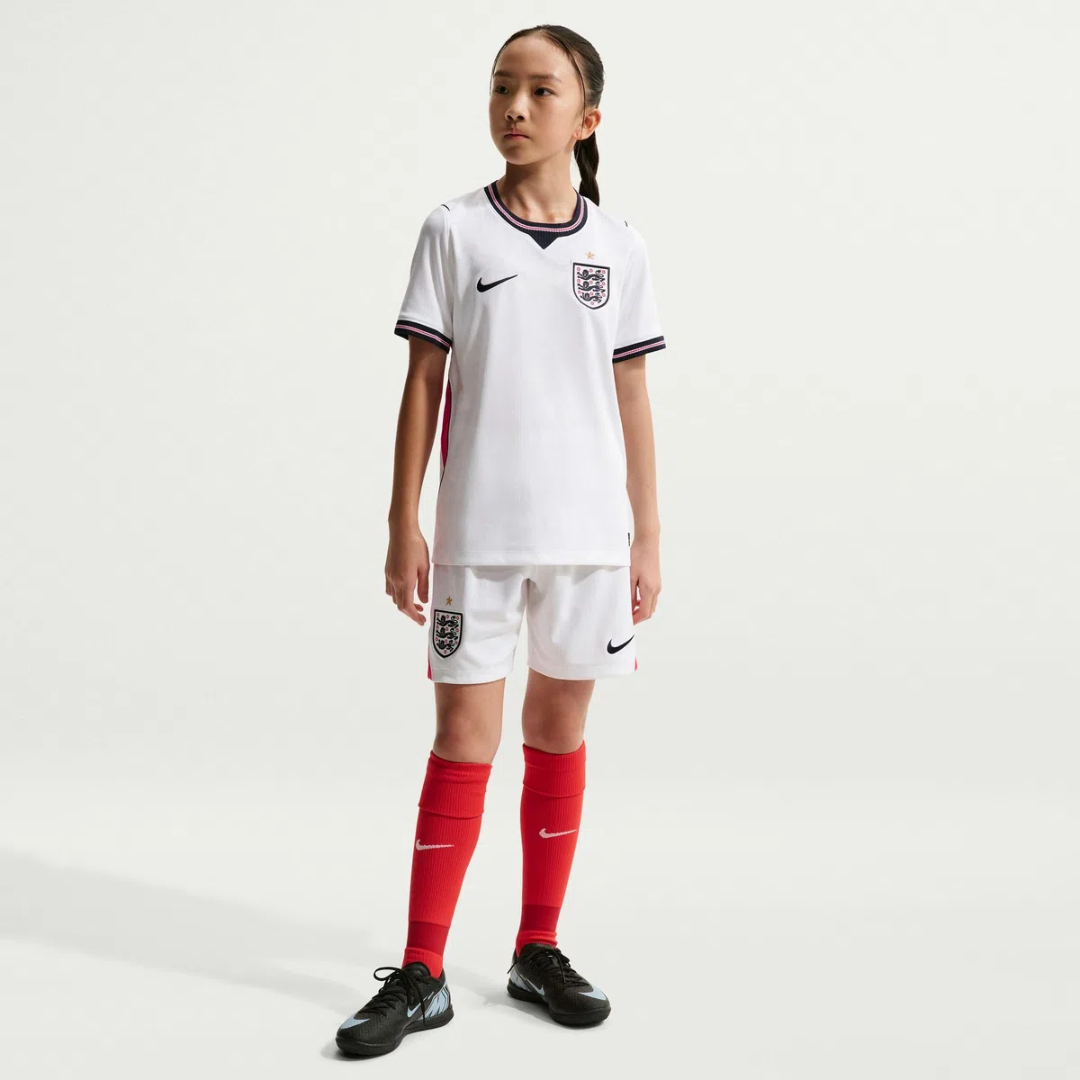Nike England National Team Dri-Fit Stadium Home T-Shirt Unisex - Bambini e Ragazzi (Pacco da 1)