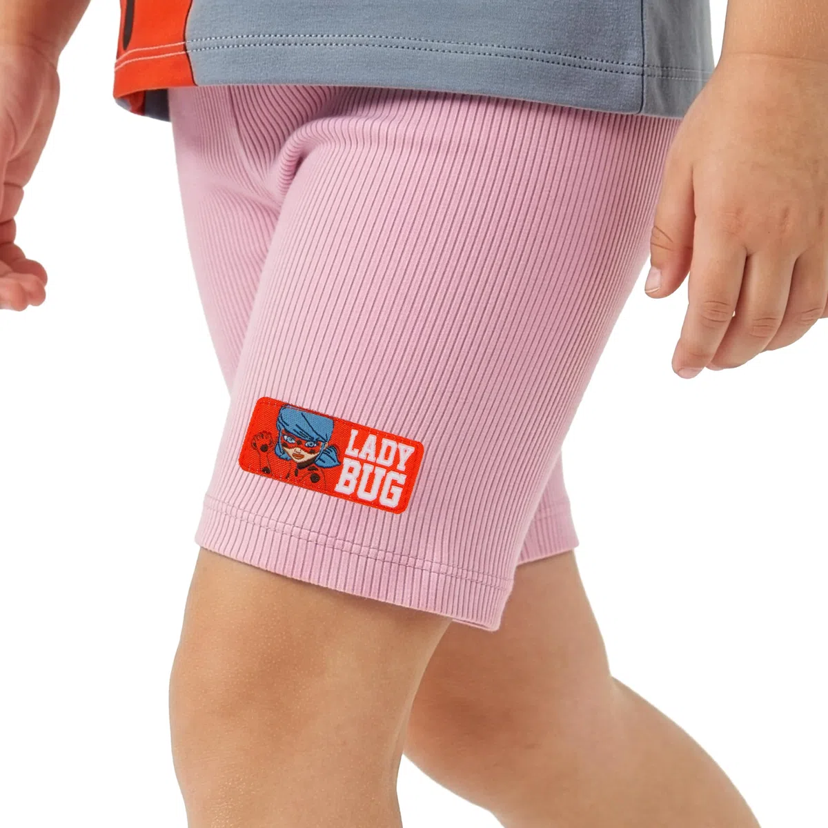 Miraculous T Shirt Bambina e Pantaloncini Ragazza, Completo 2 Pezzi Ladybug con Dettaglio Glitter, Abbigliamento Bambina Estivo