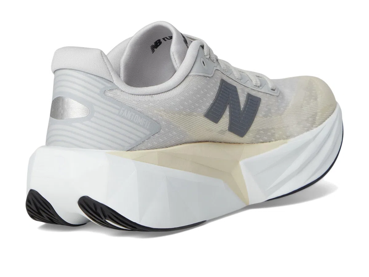 New Balance FuelCell Rebel V5 Scarpe da corsaDonna