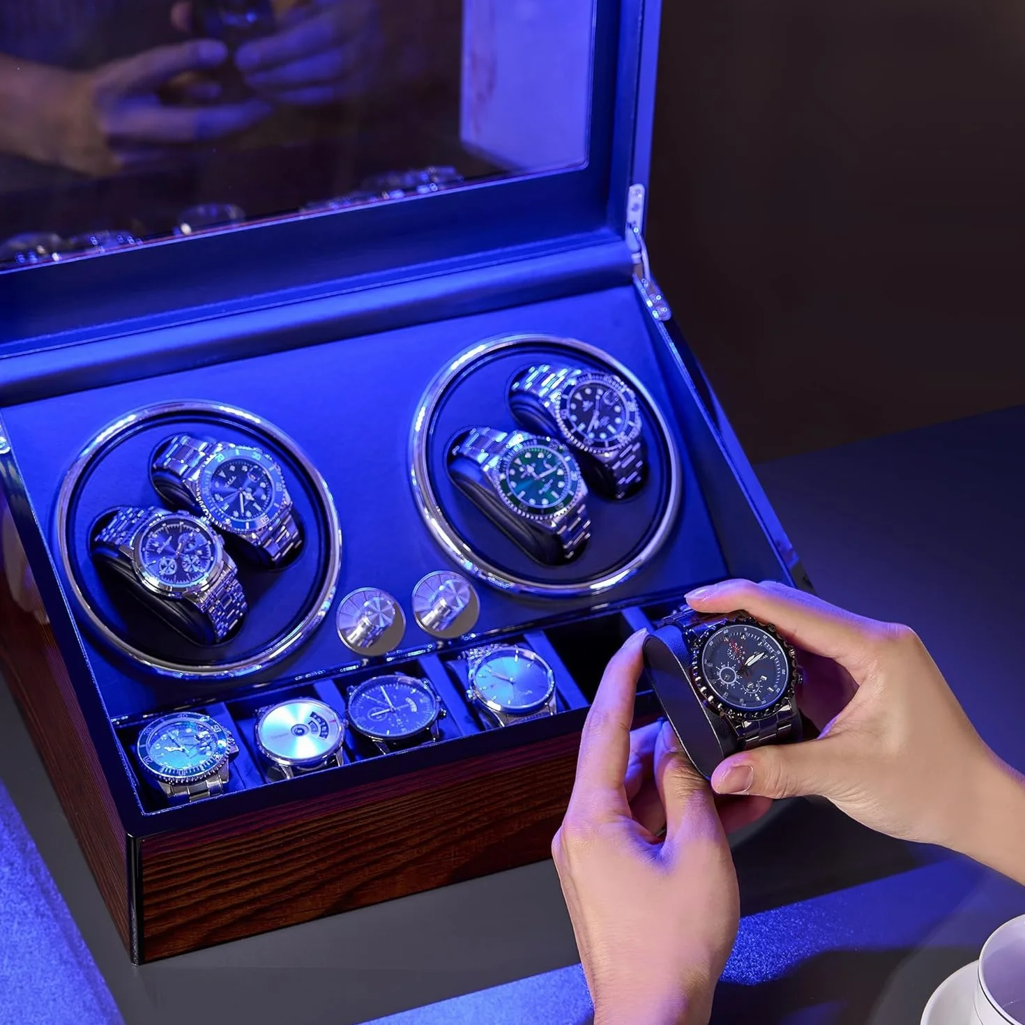 BEWISHOME Caricatore per Orologi Automatici e Meccanici, Scatola Carica con Luce LED, 4 Rotatori Ultra-Silenziosi e 6 Extra Stoccaggio, Watch Winder ESYQ01Y