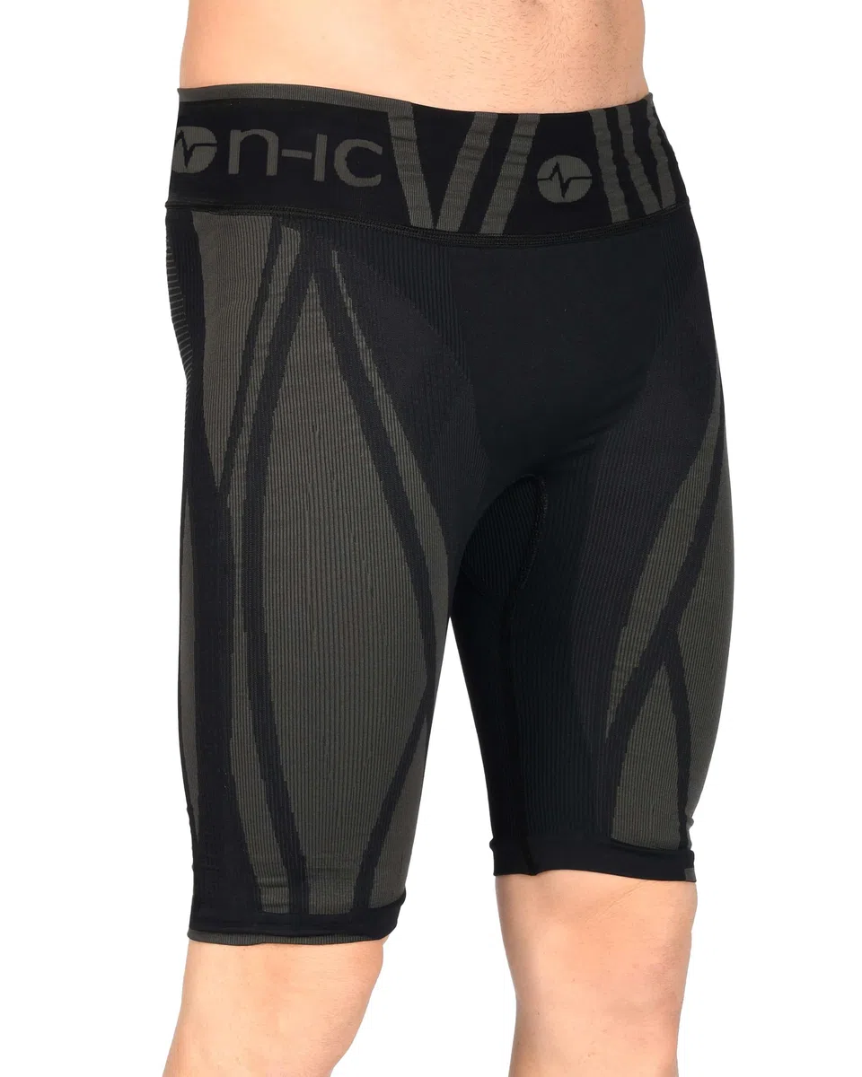 Iron-Ic - Pantaloncini Tecnici Unisex A Compressione Traspiranti E Antibatterici, Scaldamuscoli per Alta Prestazione in Gara E Allenamento - Art. 400810