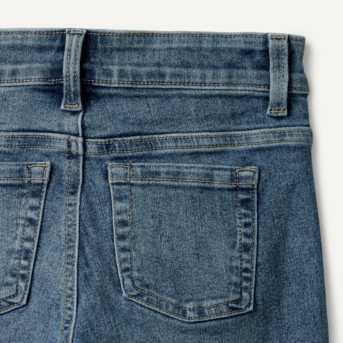 Amazon Essentials Bambina Jeans con Fondo a Zampa Elasticizzati Aderenti