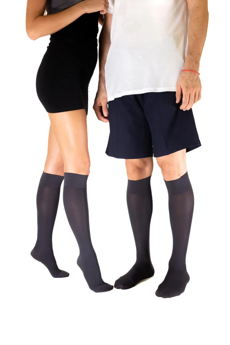 SEGRETA 00259 - Calza Compressione Graduata Uomo Donna, Calzino Riposante Unisex, Gambaletto con Soletta con Effetto Antimicrobico, Antistatico e Termoregolante, 11-14 mmHg