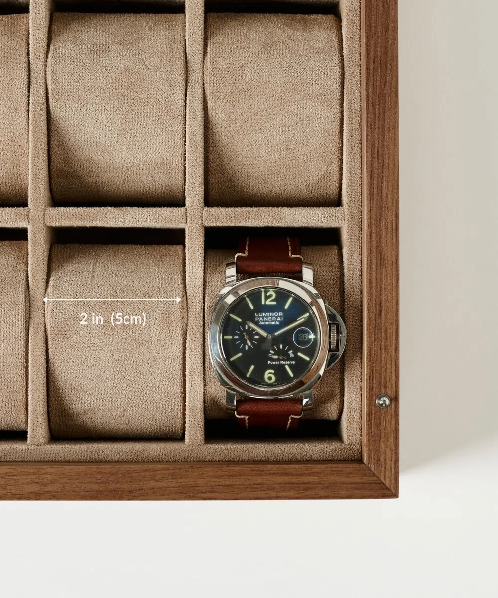 TAWBURY Custodia per orologi in legno, con 6 scomparti, per uomini e donne, con display in vetro, interno protettivo completamente foderato e cuscini larghi 5 cm per orologi piccoli e grandi (noce