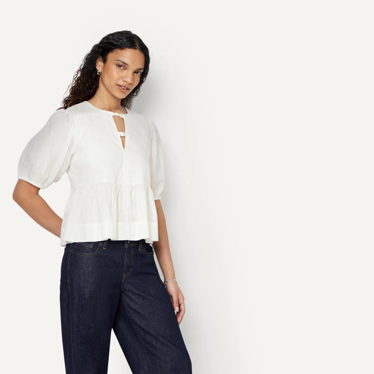 Amazon Essentials Donna Camicetta Peplo in Rasatello di Cotone dalla vestibilità Comoda