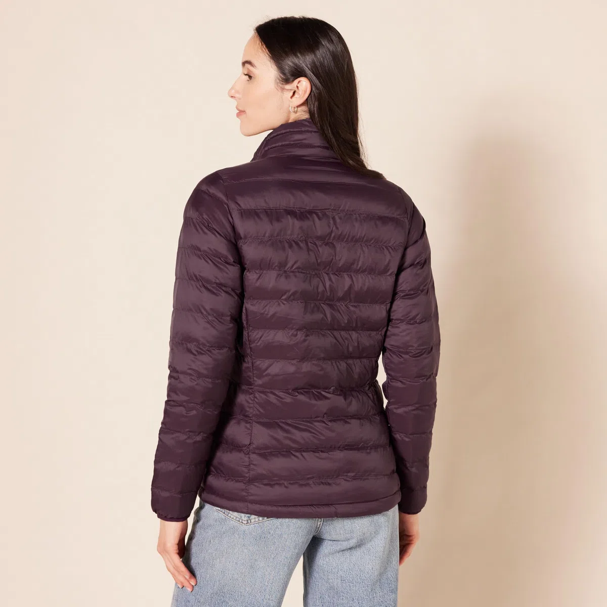 Amazon Essentials Donna Piumino Leggero a Maniche Lunghe Resistente all'Acqua Ripiegabile (Disponibile in Taglie Forti)