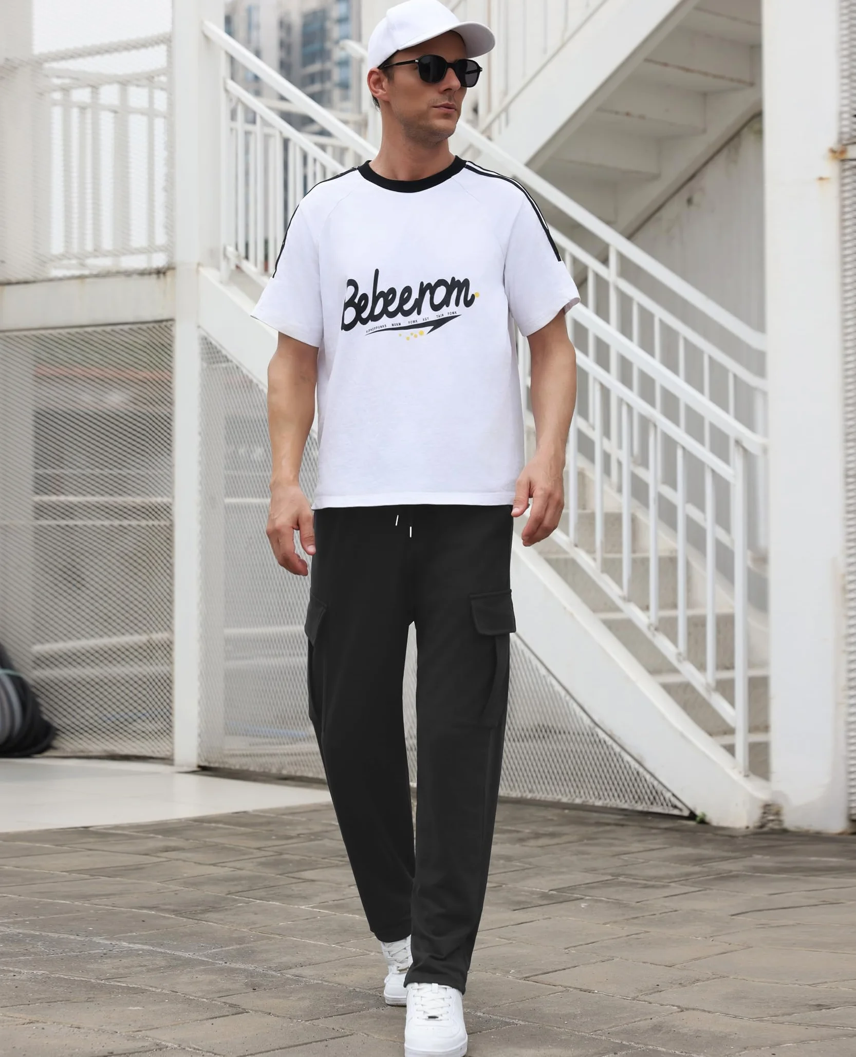 Pantaloni Tuta Uomo Larghi Pantaloni Sportivi con 4 Tasche Pantaloni Jogging in Cotone Pantalone Gamba Dritta Comodi Pantaloni Leggeri per Running Fitness S-3XL