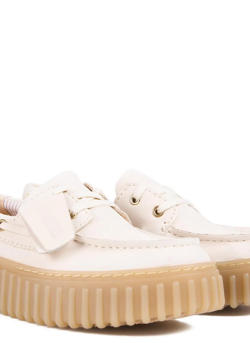 Clarks Torhill Boat Cream Nubuck 36