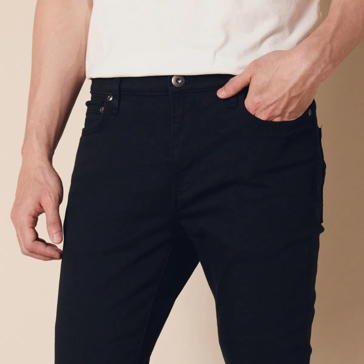 Amazon Essentials Uomo Jeans Skinny Elasticizzati Comodi - Colori Fuori Produzione
