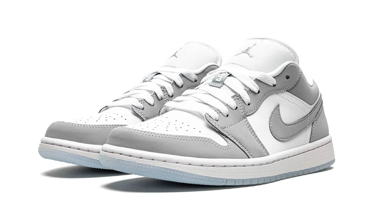 jordan Womans Air 1 Low