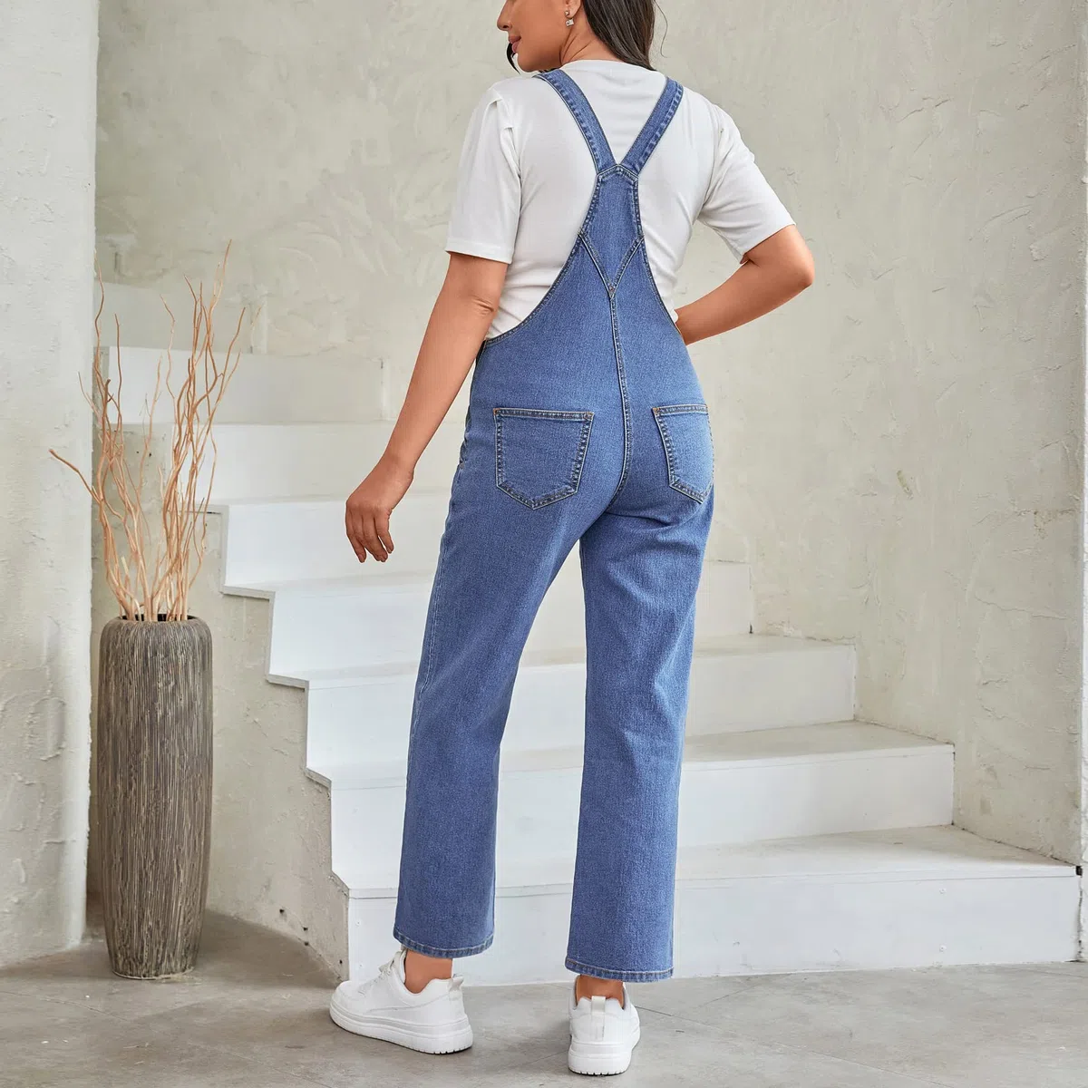 Salopette premaman con bretelle gamba dritta lunghezza alla caviglia tuta in denim premaman per donna incinta