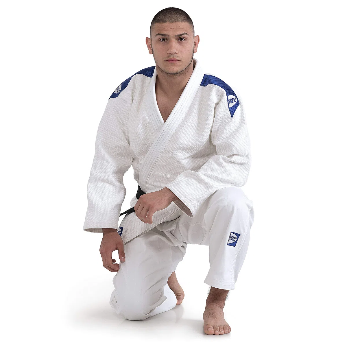 GREEN HILL JUDOGI Semi Competition Advanced 630g/m2 Judo GI Kimono Bianco Blu (150 Slimfit, Bianco Banda Blu)