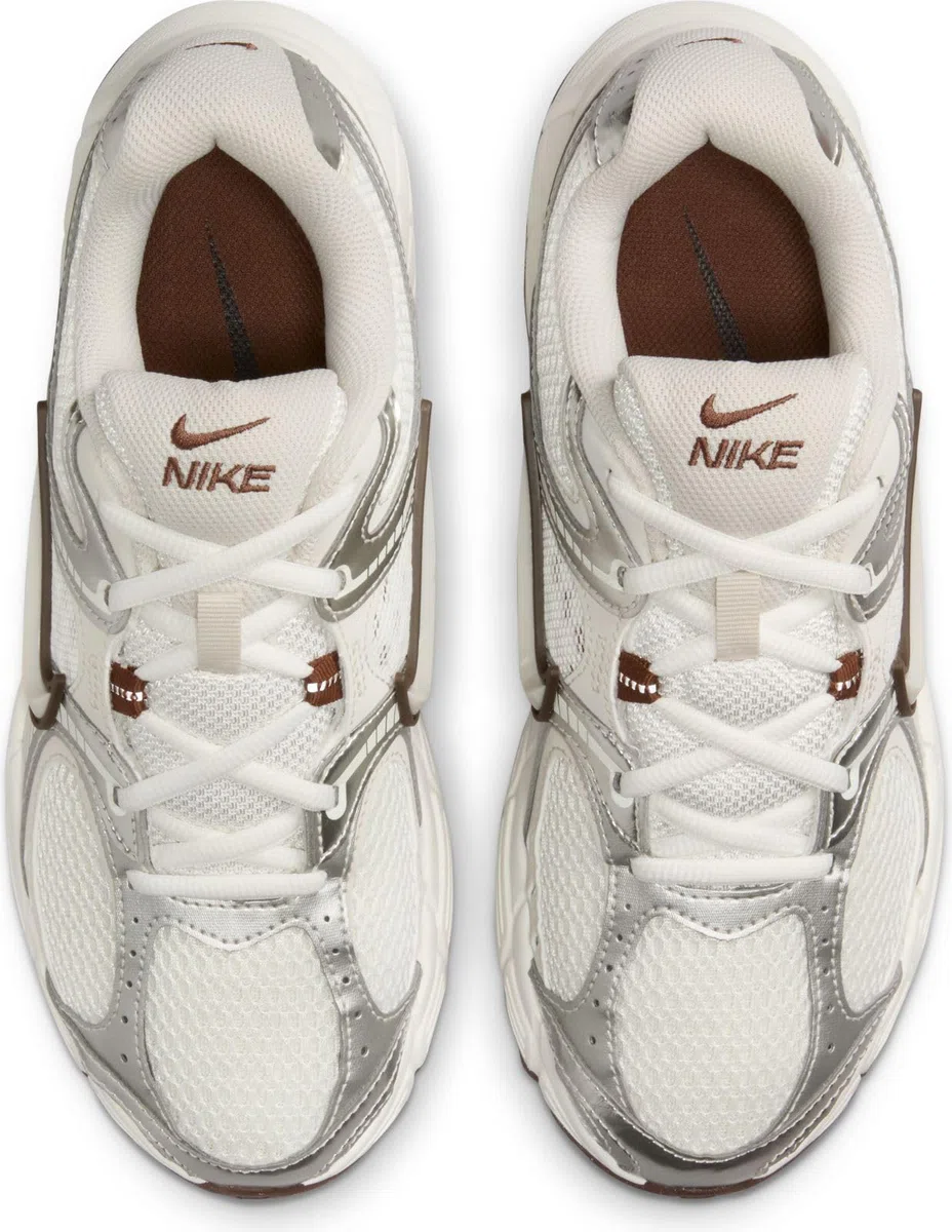 Nike Nike V5 RNR Scarpa con Dettagli Rifrangenti – Donna Scarpe da ginnasticaDonna