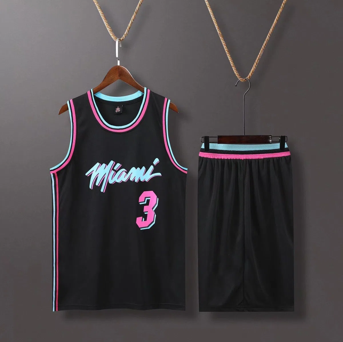 2 Pezzi Maglietta Basket e Pantaloncini, Set da Basket Multi-misura, Set di Basket per Bambino/Adulto