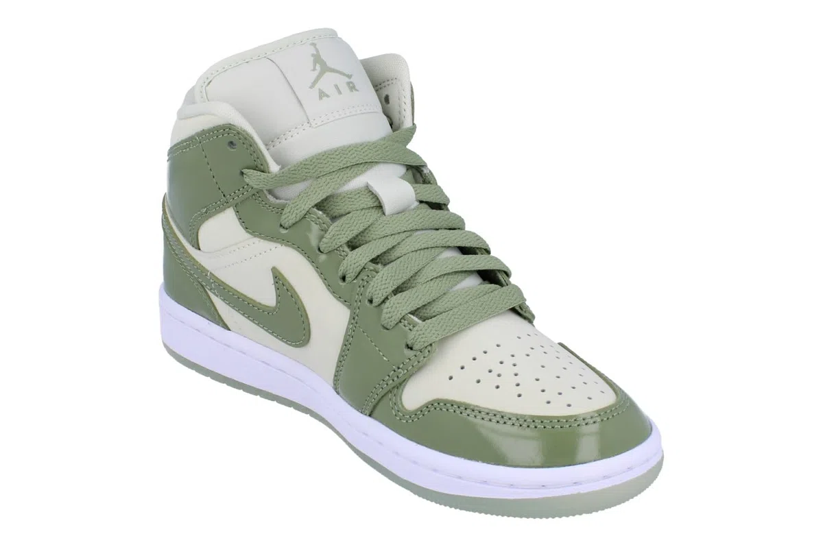 Nike Scarpe da ginnastica da donna Air Jordan 1 Mid SE Hf4079