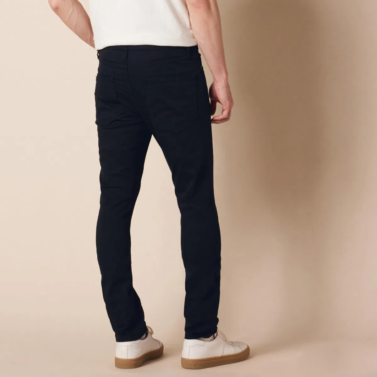 Amazon Essentials Uomo Jeans Skinny Elasticizzati Comodi - Colori Fuori Produzione