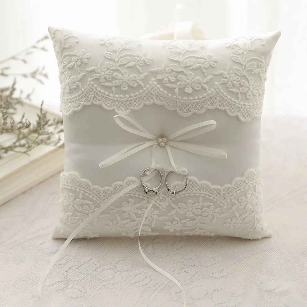 Awtlife, cuscino portafedi, con pizzo e perle d'avorio, da 21 cm