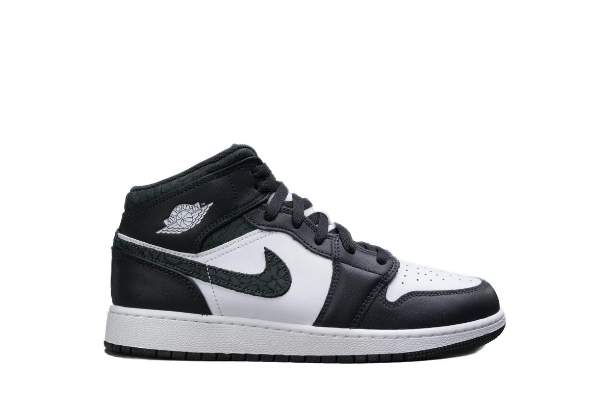 AIR JORDAN 1 Mid SE GS 'Panda Elephant' FB9909-001 Size