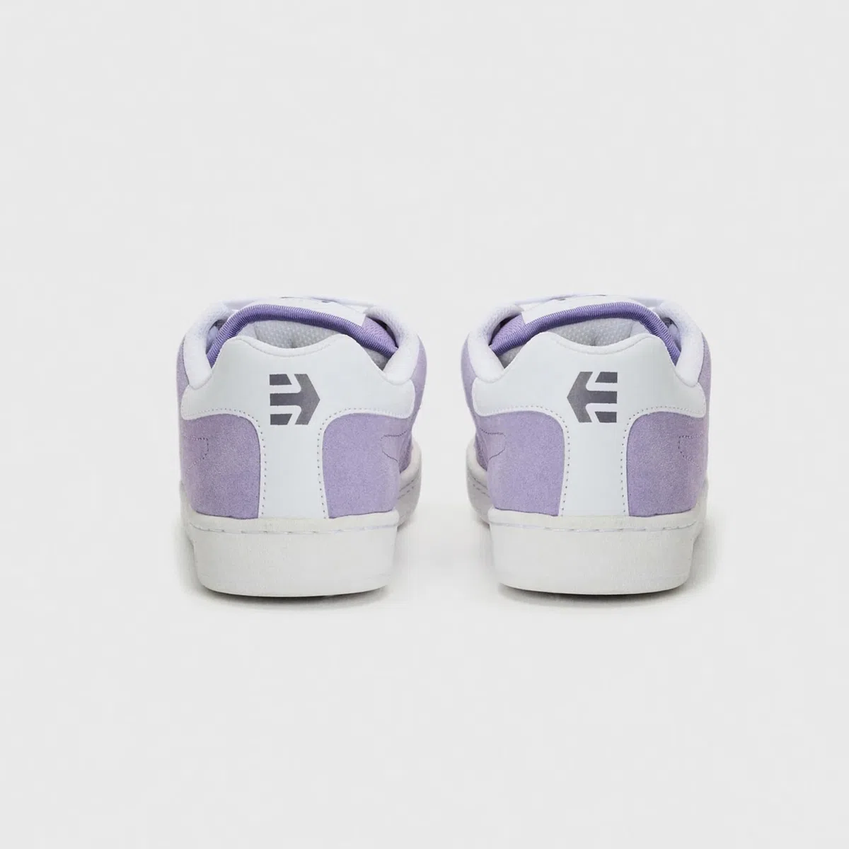 Etnies Callicut W's – Scarpe da ginnastica da donna, stile skate Heritage, effetto gonfio, stile anni '90, suola rinforzata con imbottitura, scarpe da ginnastica per tutti i giorni 2025