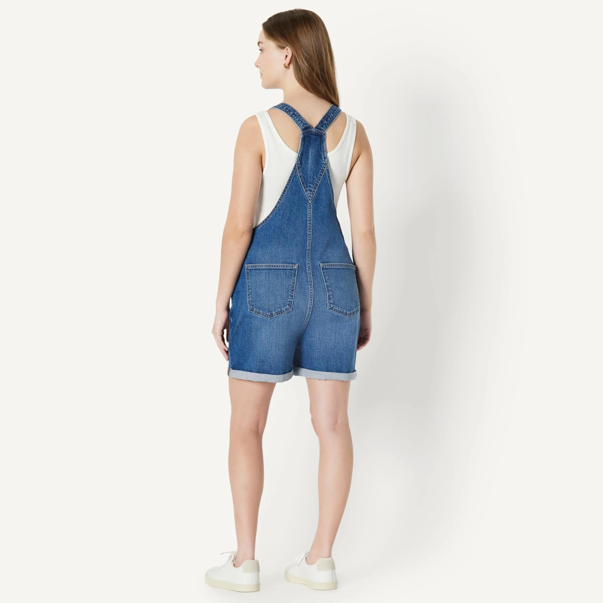 Amazon Essentials Salopette Corta in Denim, Mediamente Elasticizzata, con Spalline Regolabili, Vestibilità Comoda Donna