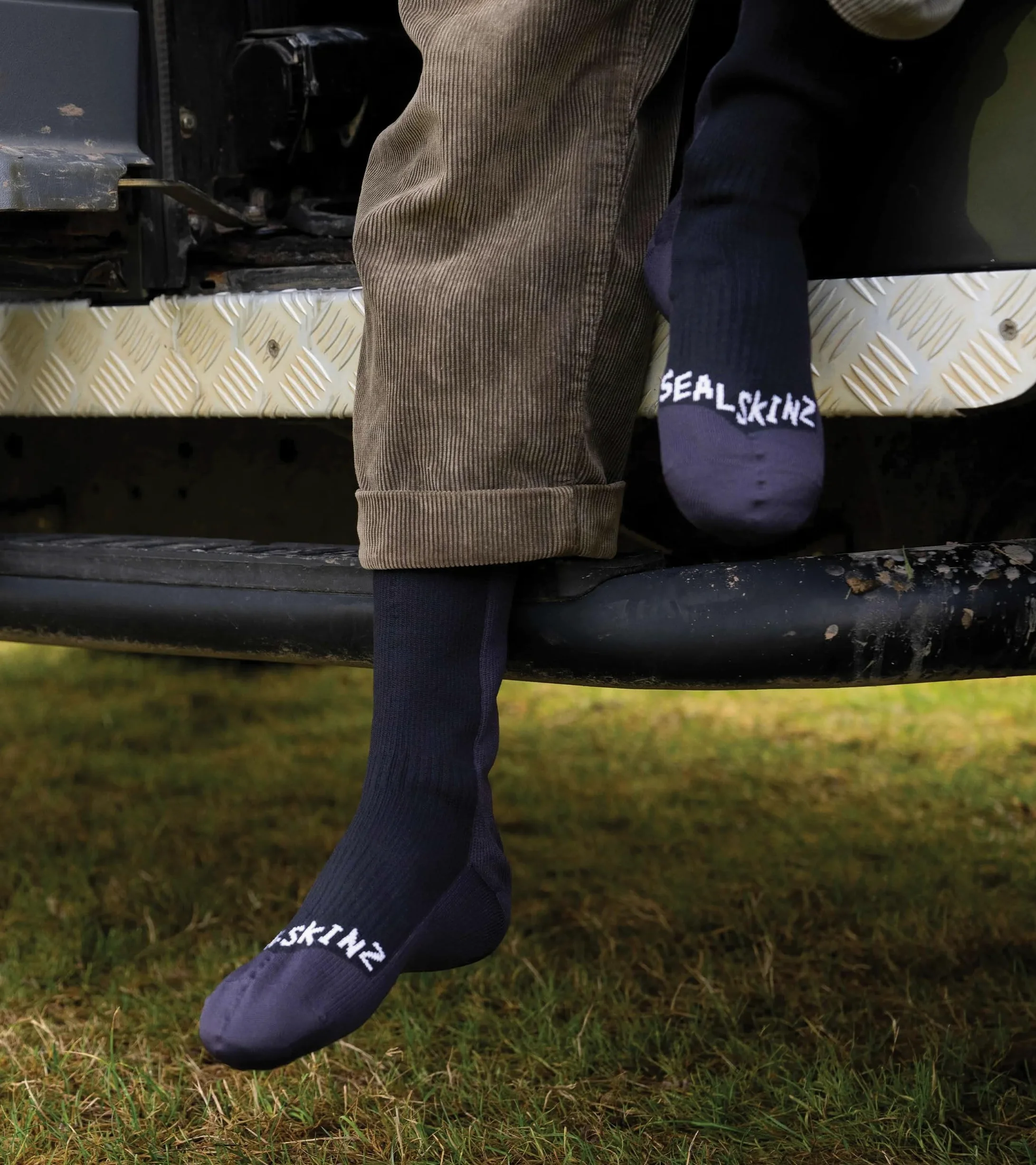 SEALSKINZ - Calzino impermeabile a freddo, lunghezza media