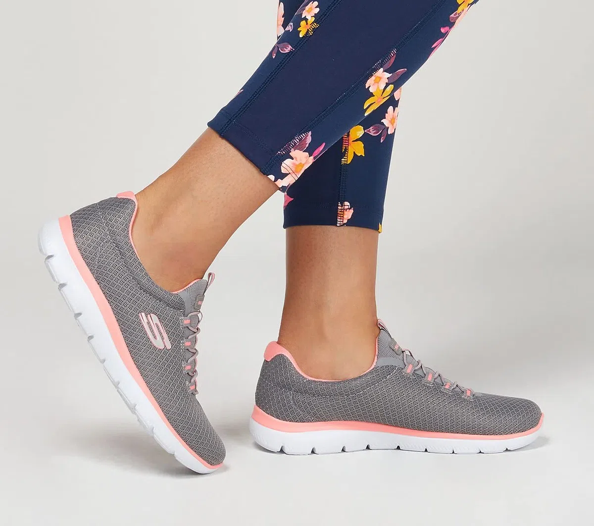 Skechers Women's Summits 12980Sneaker