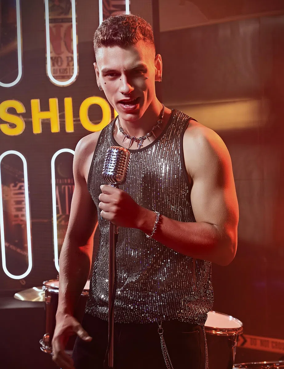 Casey Kevin Uomo Canotta Paillettes Sexy Glitter Canottiera da Uomo Rete Magliette Argenteo Tank Camicia da Ballo Danza Jazz per Discoteca Club Party Festa
