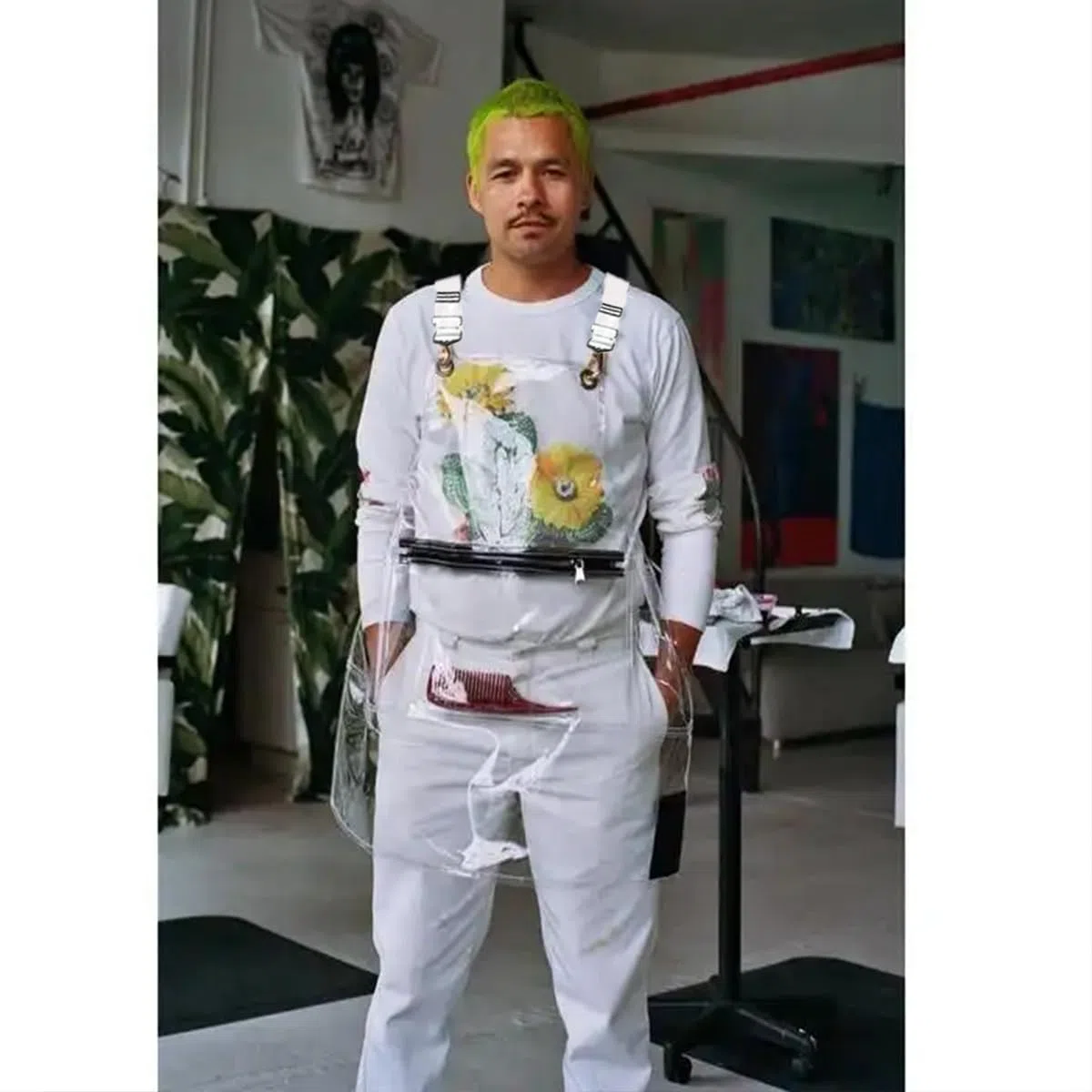 Grembiule trasparente impermeabile in TPU con tasche, da donna, uomo, grembiule da lavoro, parrucchiere con cinghia, grembiule da cucina a prova di olio e facile da pulire grembiule
