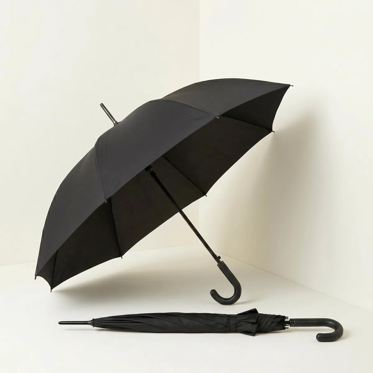 PERLETTI Ombrello automatico nero con custodia 104 cm, Nero, único
