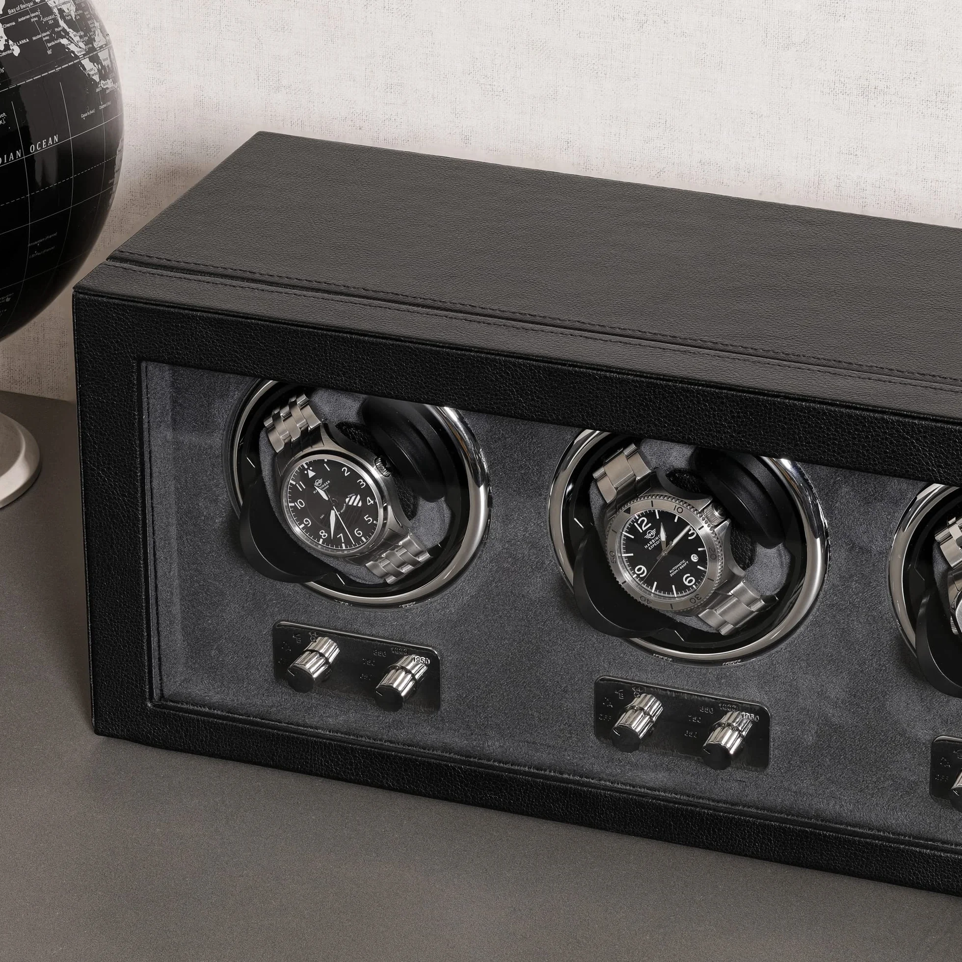 ROTHWELL Triple Watch Winder per orologi automatici con motore silenzioso con velocità multiple e impostazioni di rotazione (Nero/Grigio)