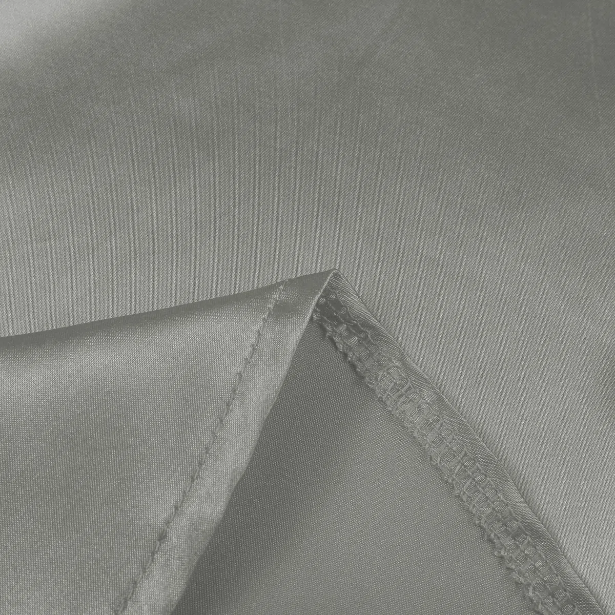 Abito da ballo da donna in raso con spalline sottili e schiena scoperta, design a fessura lunga, silhouette elegante, perfetto per occasioni formali