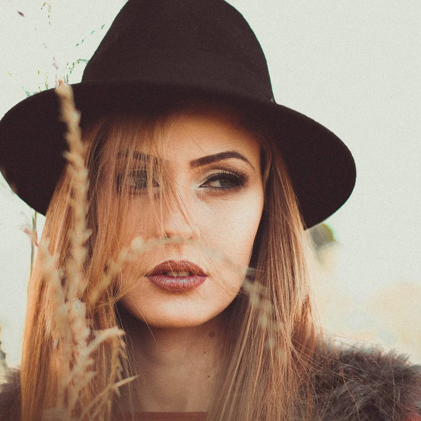 DRESHOW Cappello a tesa Larga Fedora per Donna Cappello Floscio Panama Retrò con Fibbia per Cintura
