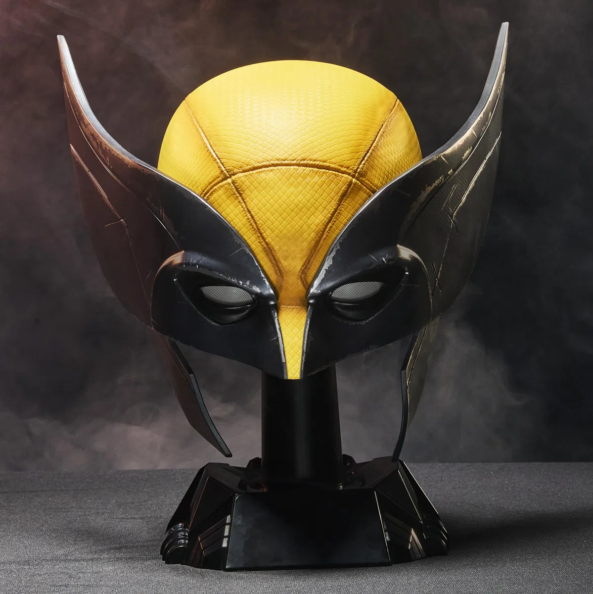 Hasbro Marvel Legend Series, maschera per roleplay premium di Wolverine