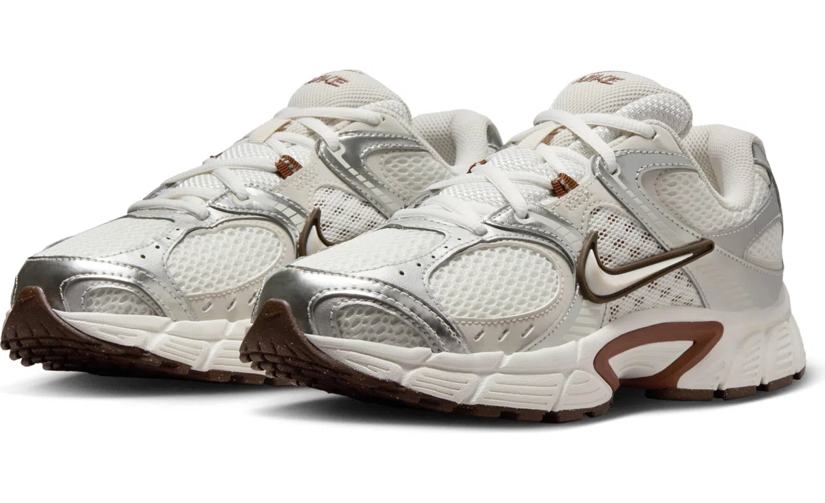 Nike Nike V5 RNR Scarpa con Dettagli Rifrangenti – Donna Scarpe da ginnasticaDonna