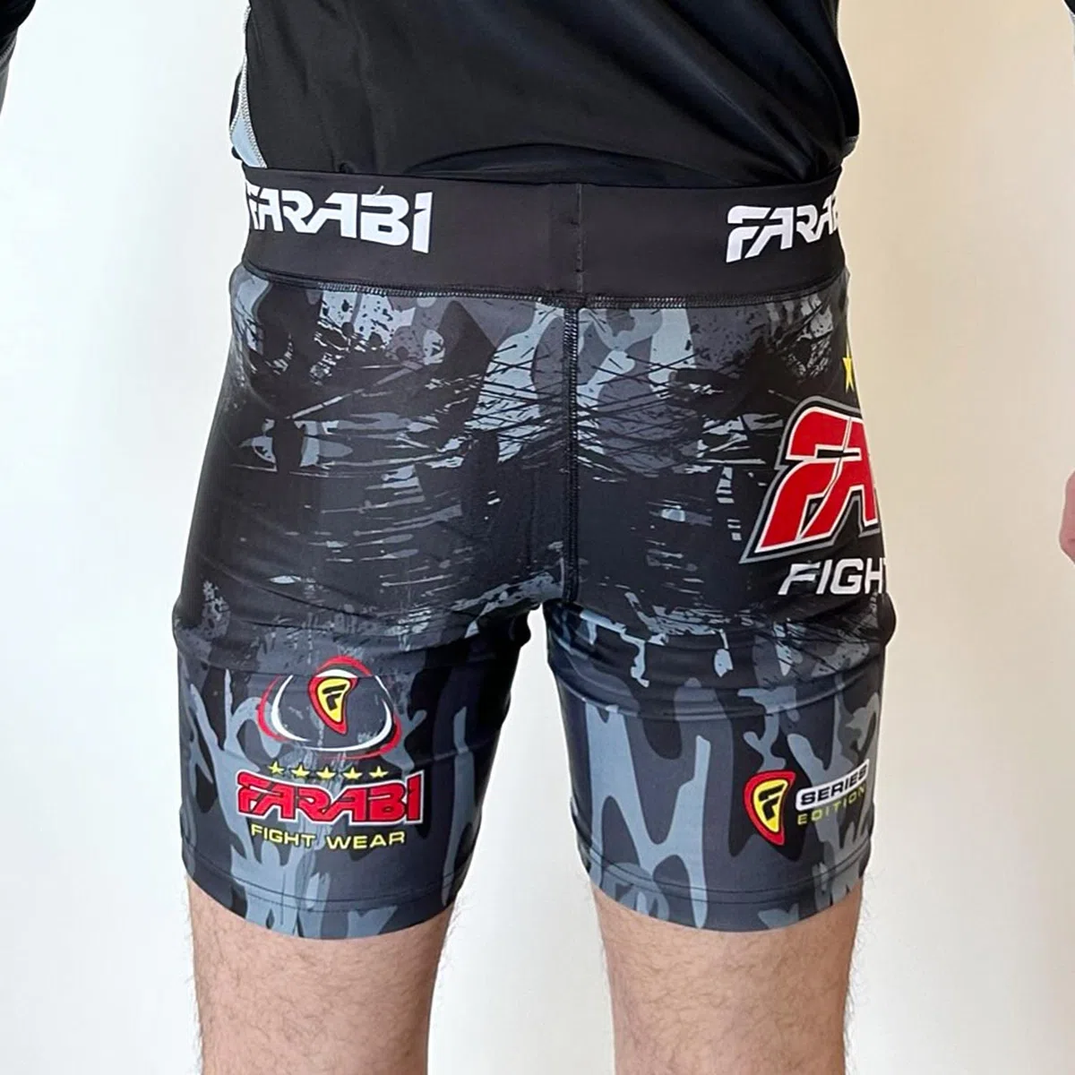 Farabi Sports Compressione Pantaloncini Vale Tudo, Pantaloncini MMA Compressione, Arti Marziali, Grappling, Pantaloncini Kick Boxing e Compressione Pantaloncini da Corsa Uomo