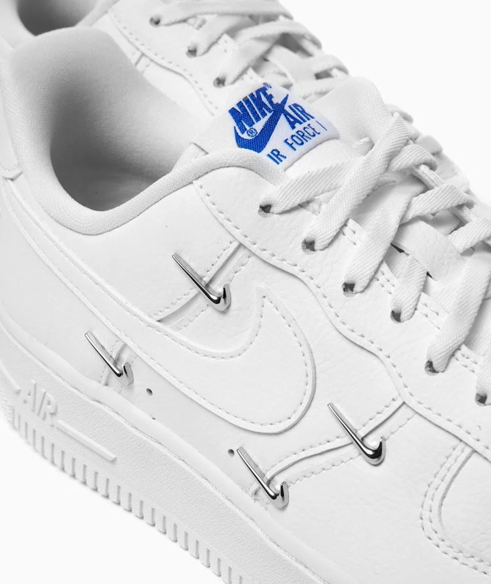 Nike Air Force 1 ’07 LX SneakerDonna