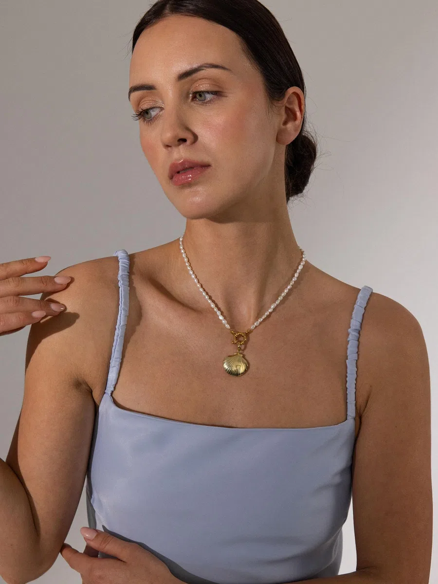 Purelei Charm a conchiglia da donna, ciondolo marittimo in acciaio inox a forma di conchiglia, gioielli ciondolo per collane e bracciali, accessorio estivo per vacanze