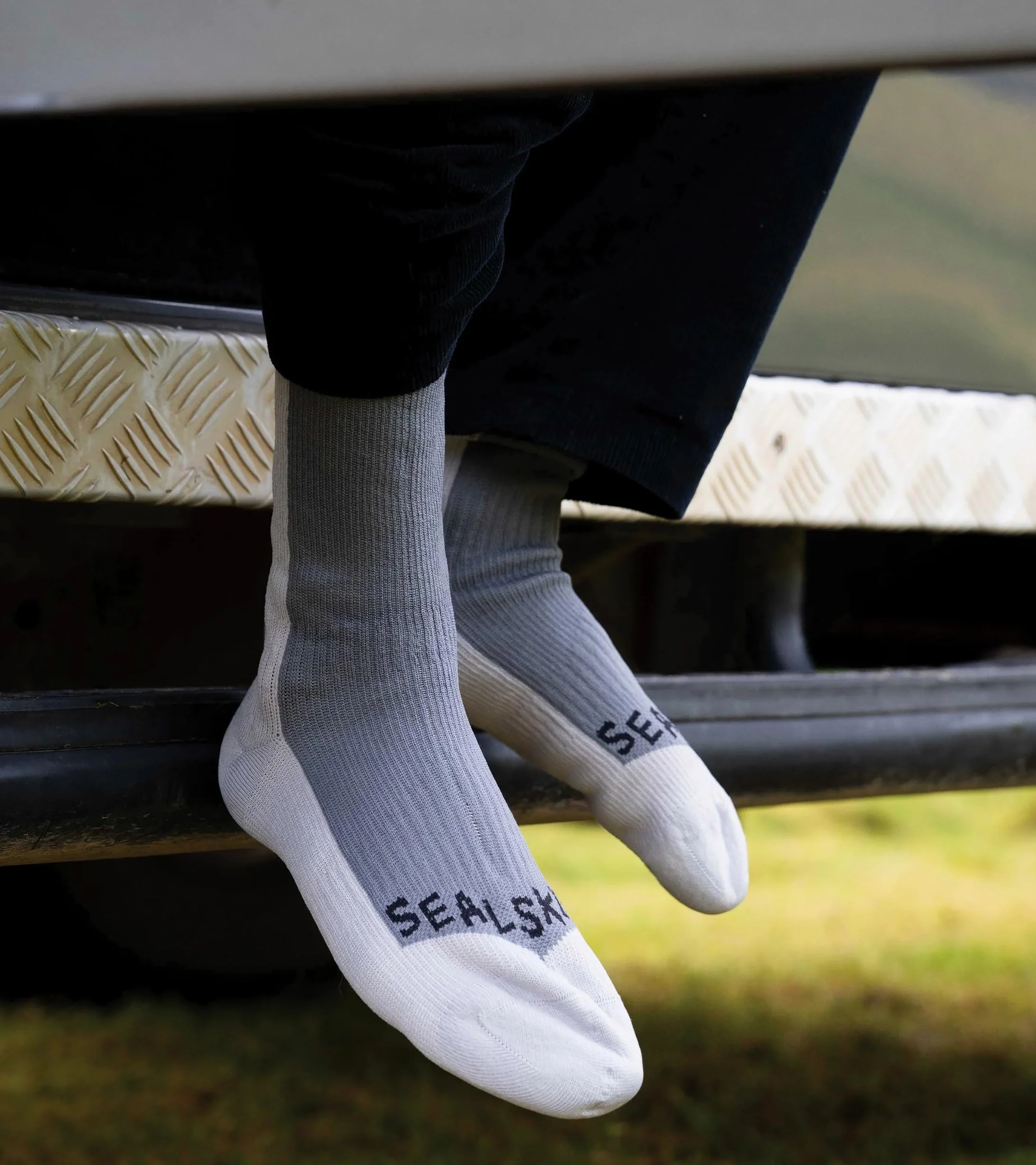 SEALSKINZ - Calzino impermeabile a freddo, lunghezza media