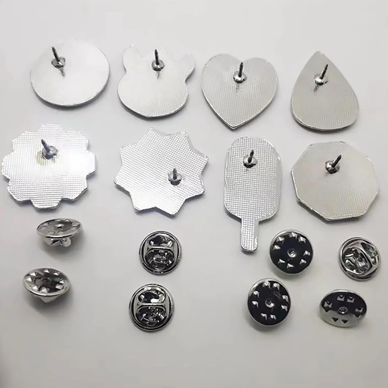 YUANstore Applicabile alla scatola della collezione di badge della generazione 1-6, set da 8 pezzi, regalo per ragazzi e ragazze