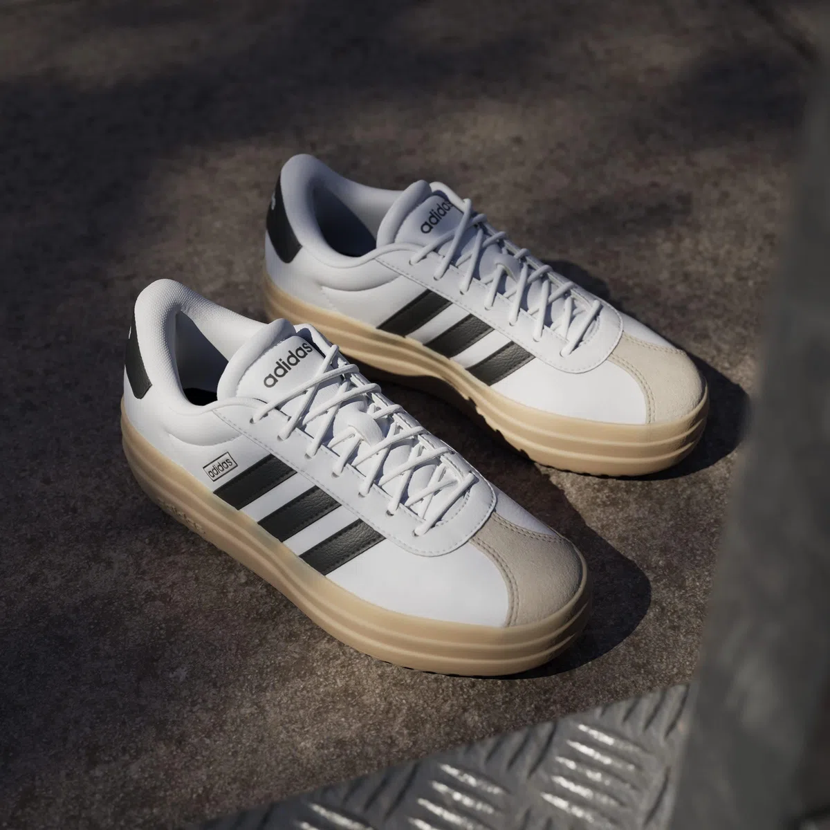 adidas Women Scarpe VL Court Bold