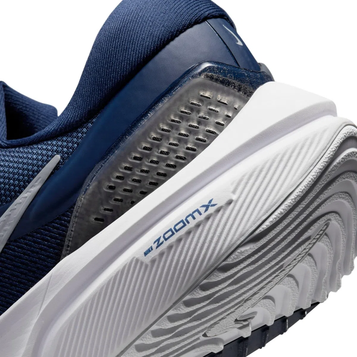 NIKE Air Zoom Vomero 16 Scarpe da CorsaDonna