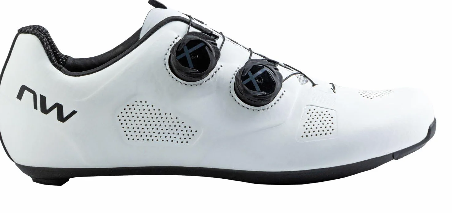 Northwave Revolution Wide - Scarpe da Ciclismo Uomo | Scarpe Bici da Strada | Calzature Ciclismo Performanti