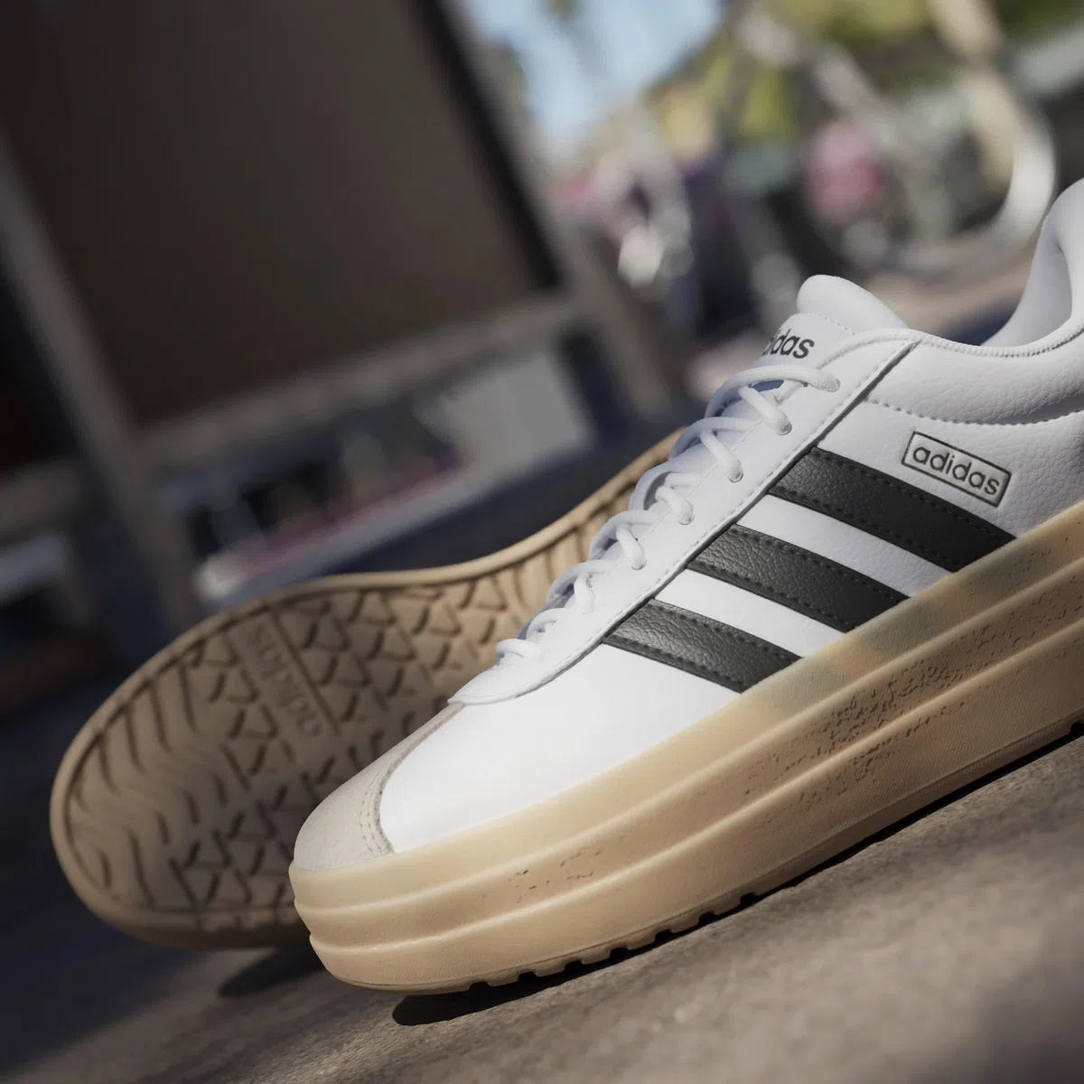 adidas Women Scarpe VL Court Bold